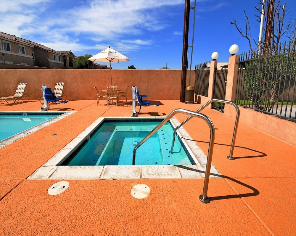 Brawley Best Western Plus Main Street Inn מראה חיצוני תמונה