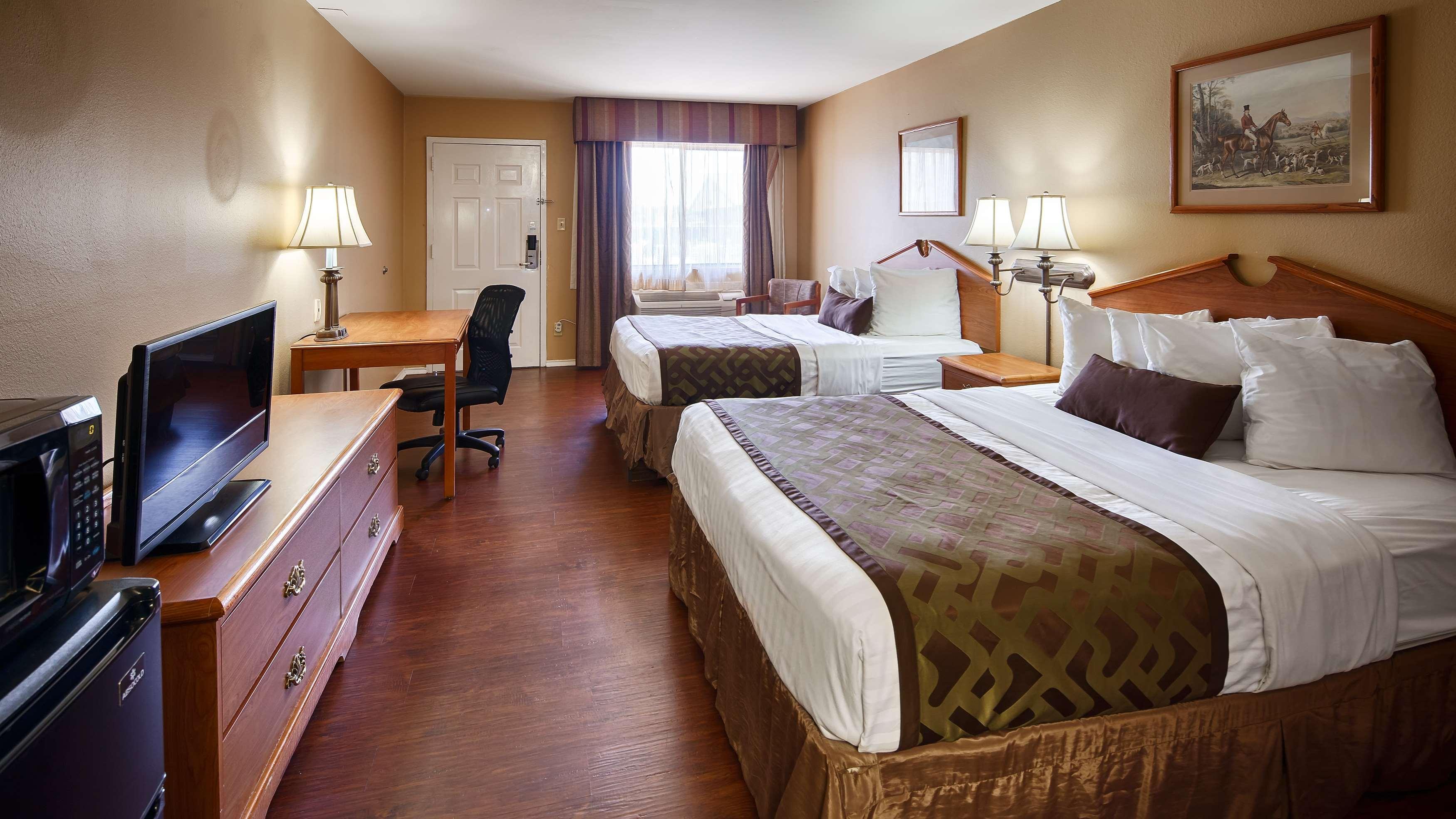 Brawley Best Western Plus Main Street Inn מראה חיצוני תמונה