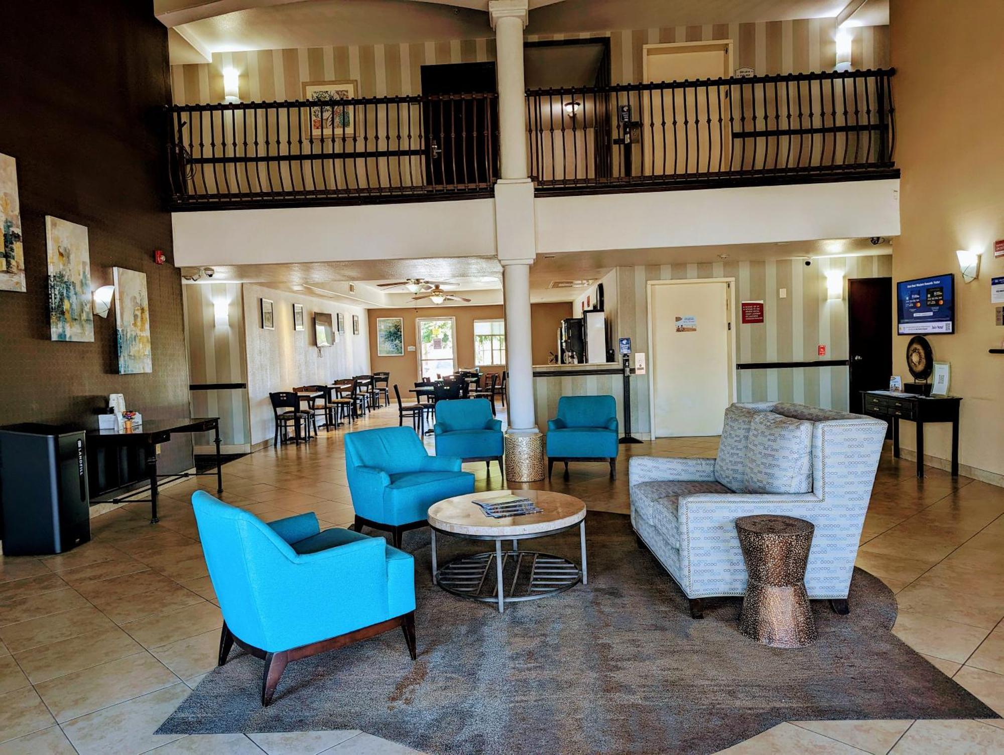 Brawley Best Western Plus Main Street Inn מראה חיצוני תמונה