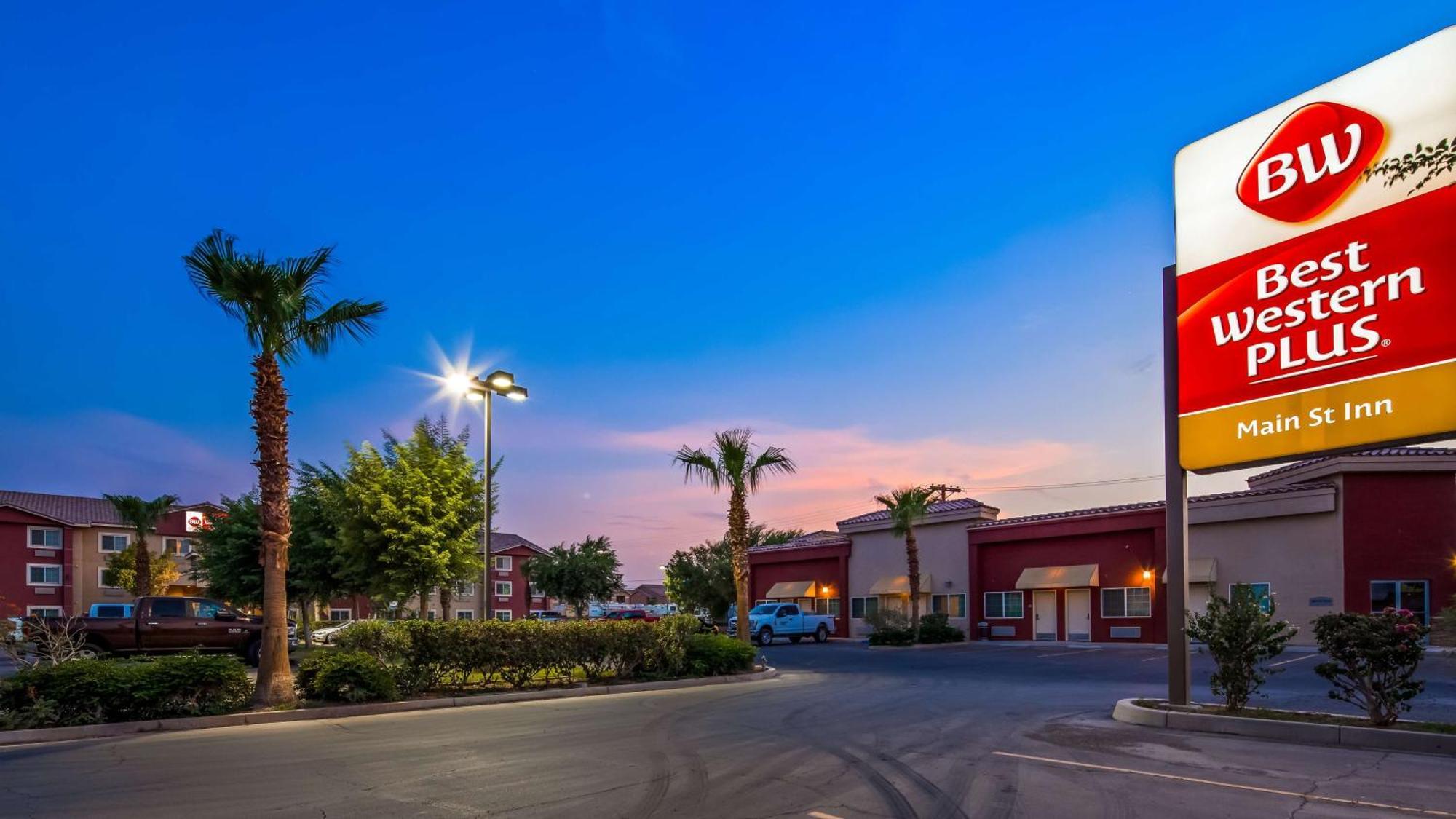 Brawley Best Western Plus Main Street Inn מראה חיצוני תמונה
