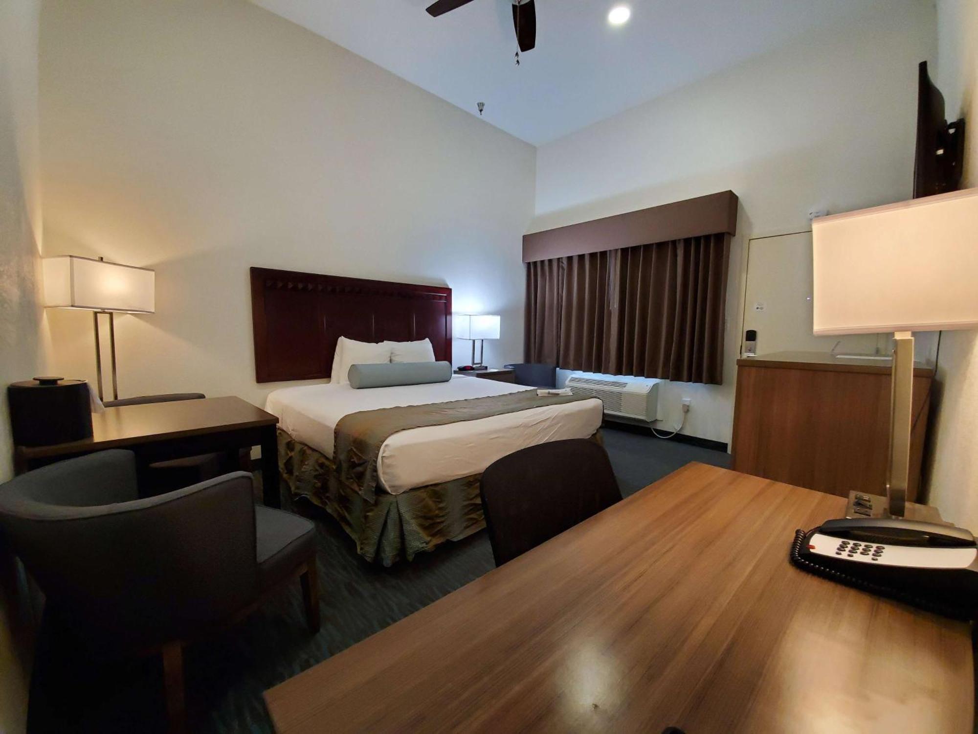 Brawley Best Western Plus Main Street Inn מראה חיצוני תמונה