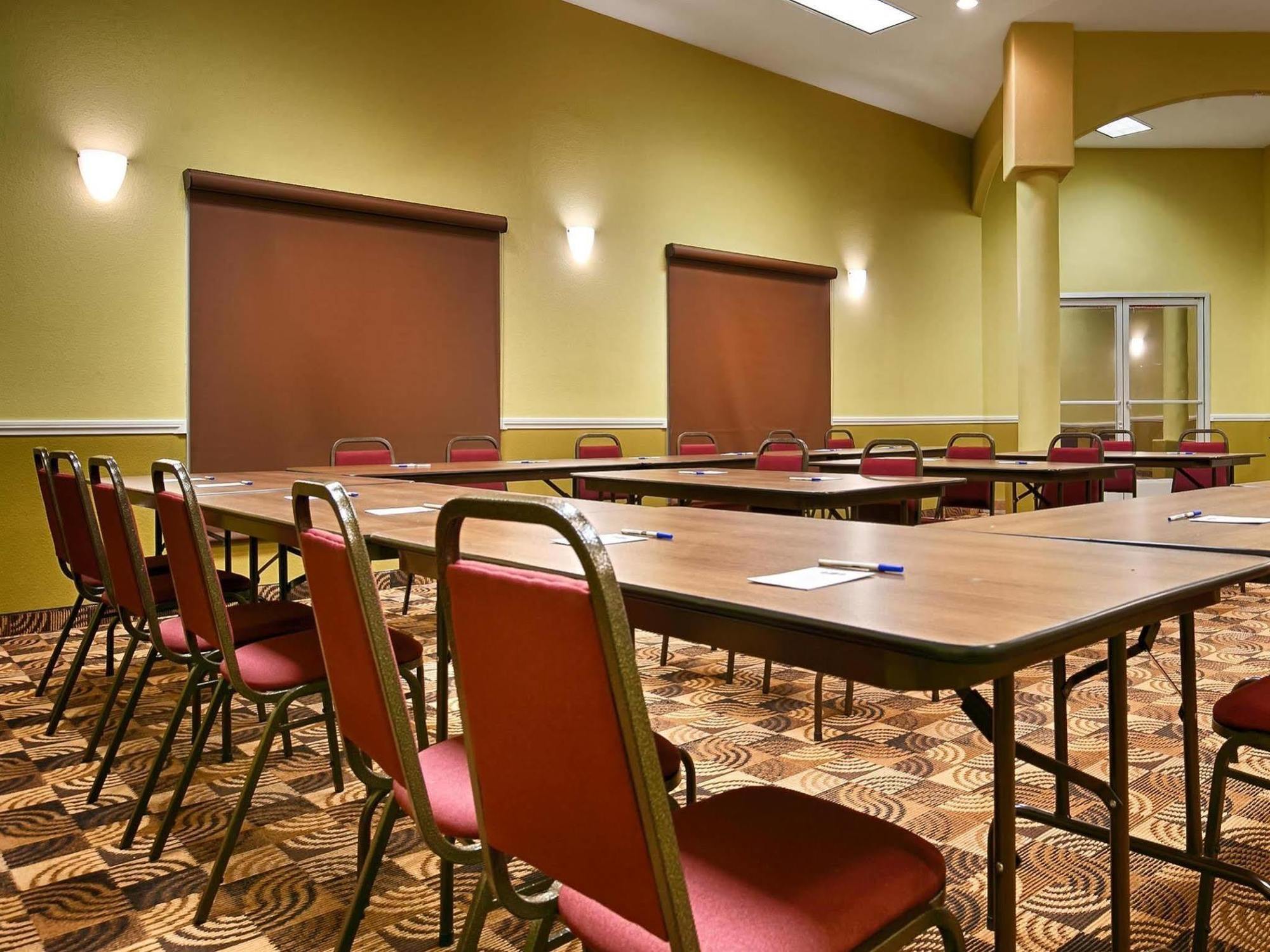 Brawley Best Western Plus Main Street Inn מראה חיצוני תמונה